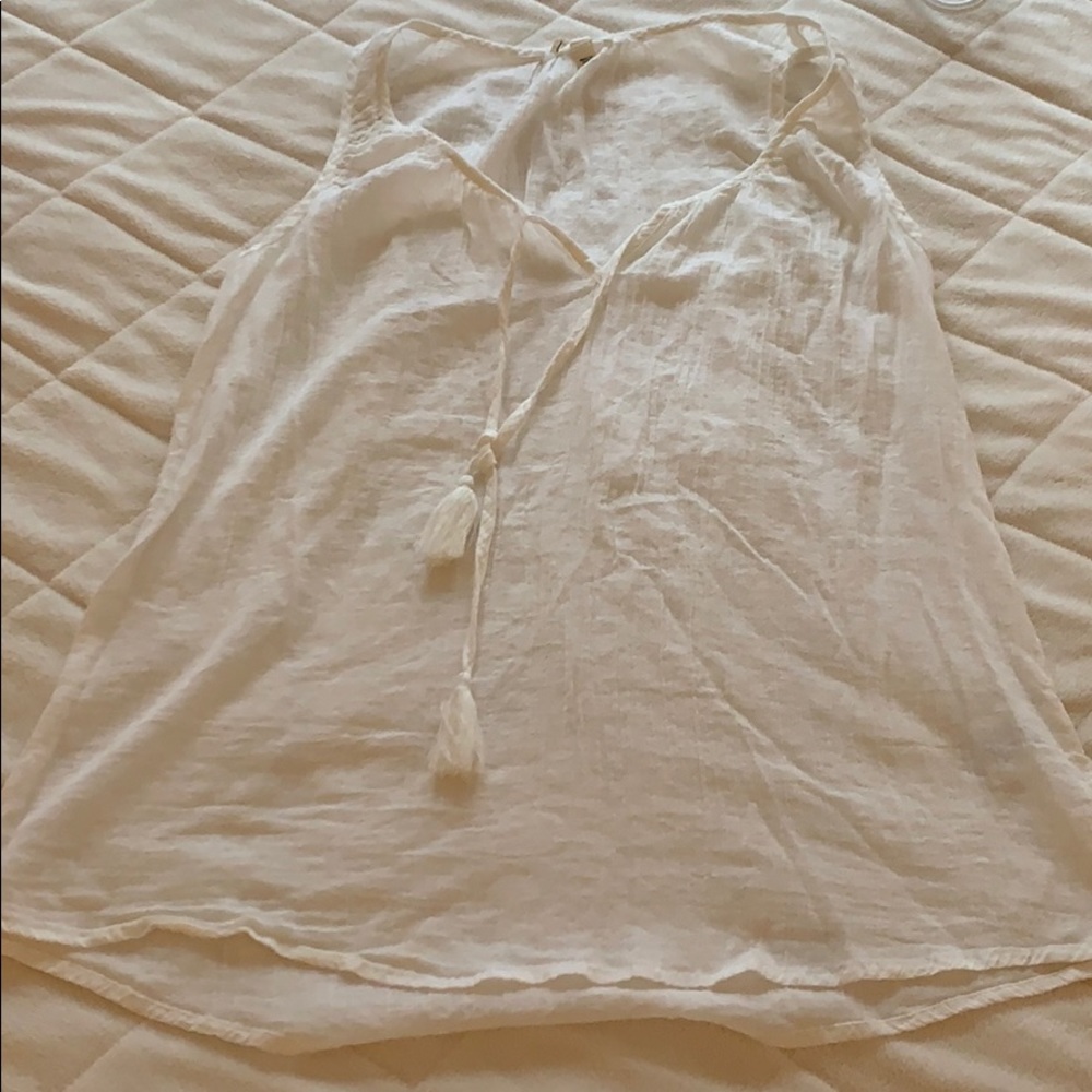 Joie soft tank with tassels! Size small